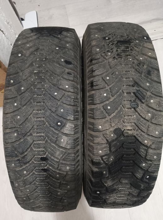 Продам 2 резины зимние R14 185/70