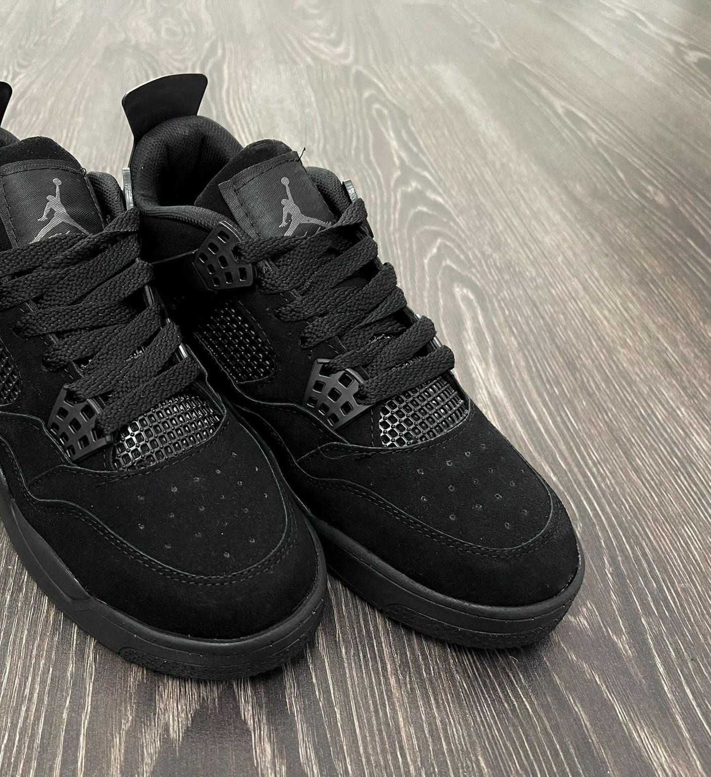 Adidasi unisex Jordan 4 Black | Noi cu eticheta