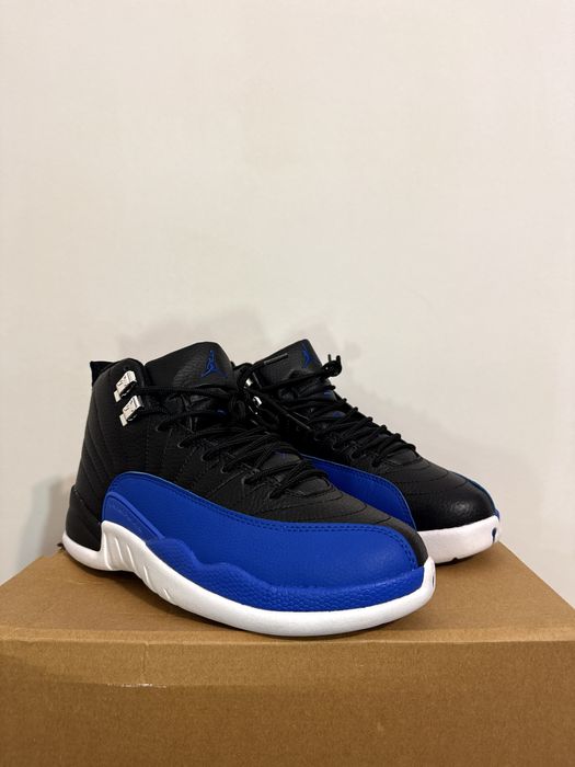 Adidasi negrii marimea 43 42