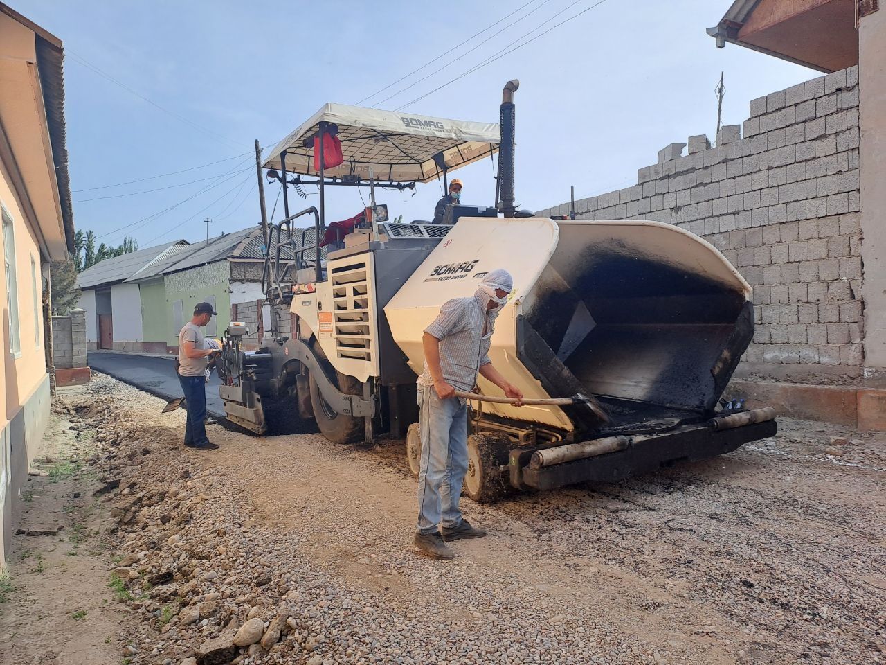 Асфальтоукладчик Bomag сотилади