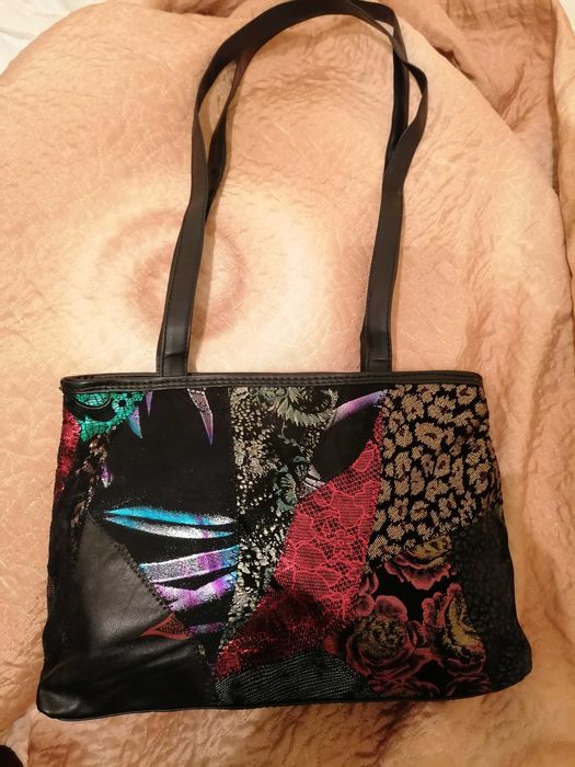 Дамска чанта естествена кожа