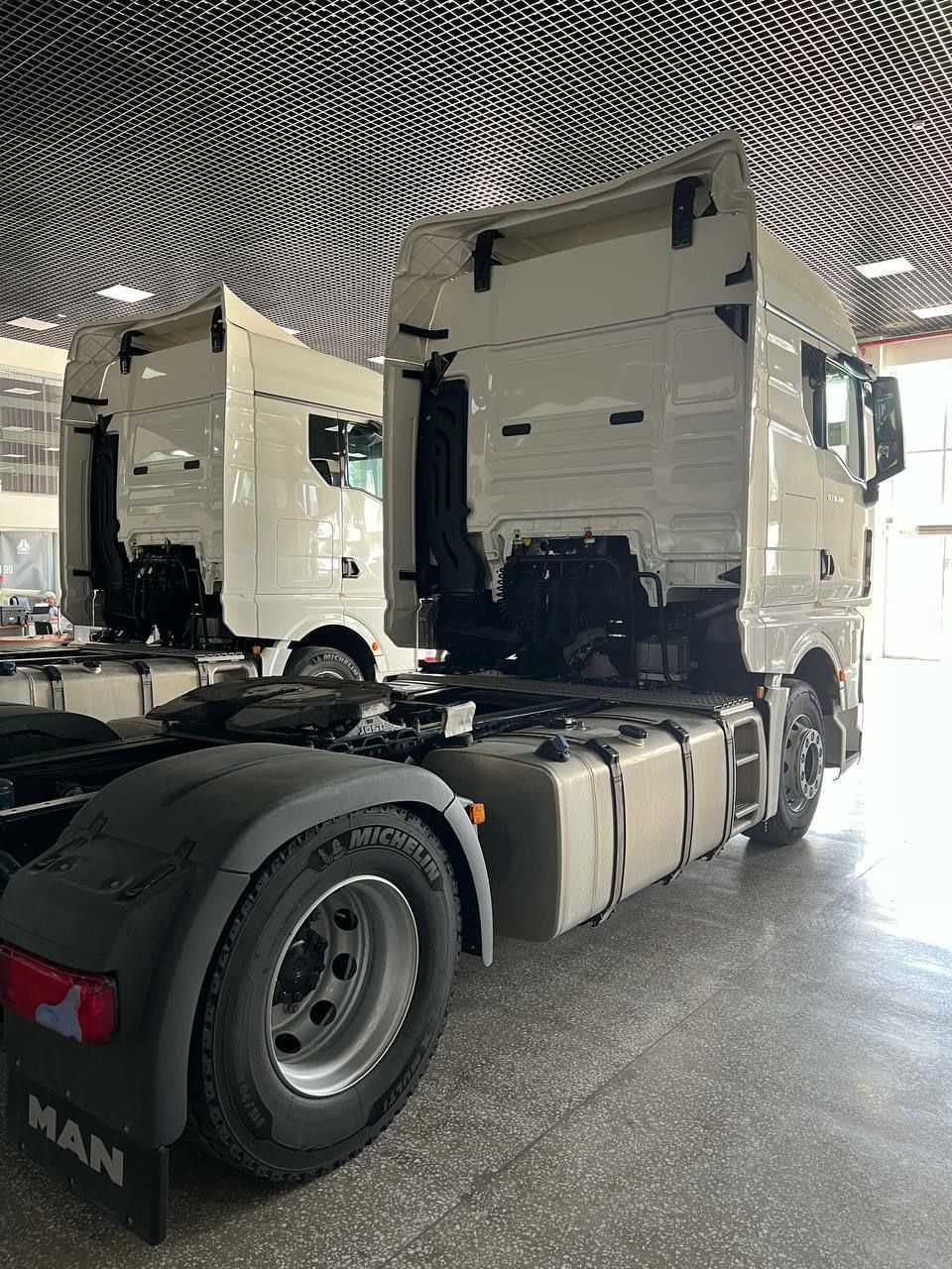 Сотувда мавжуд!Тягач  MAN TGX 18.480 4x2 ATM