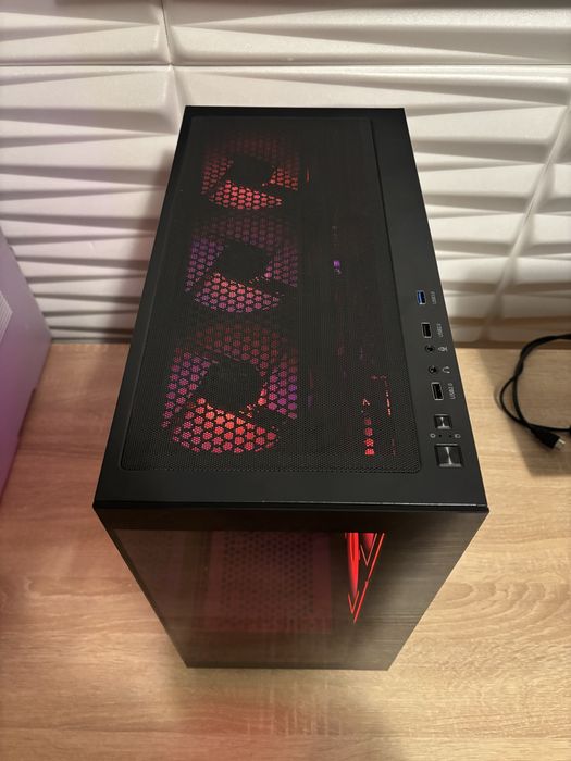 Геймърски компютър Ryzen 3600, RX6600, 16 ram, 512 ssd, 650W, WiFi, BT