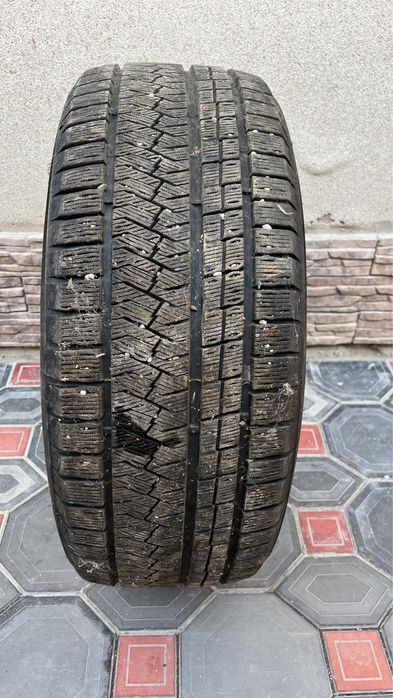 Шины зимние один сезон ездил на 18
