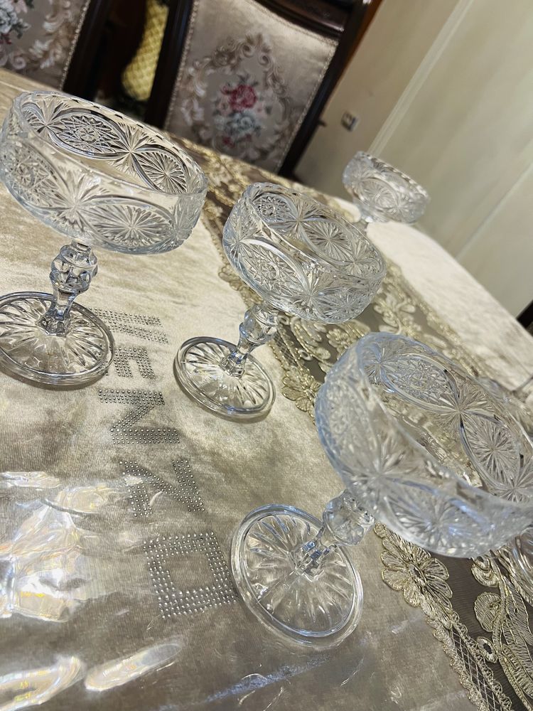 Xurustal kamplekt