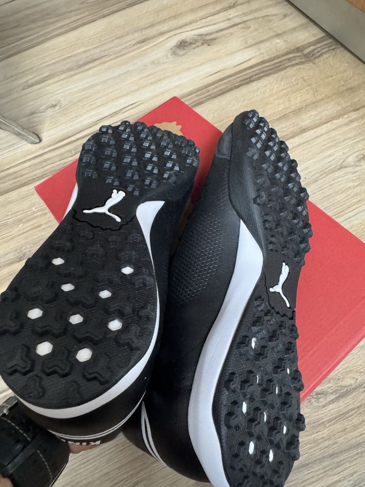 Нови кожени стоножки PUMA King Pro Tt Football Shoes Black! 45 н