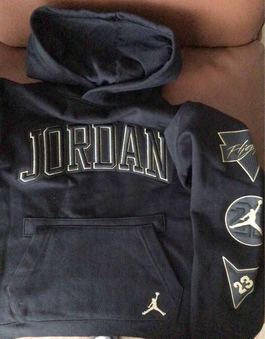 Нови детски суичъри Air Jordan, ватирани
