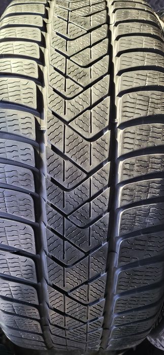 4 anvelope 225 45 18 pirelli runflat iarna bmw 2022