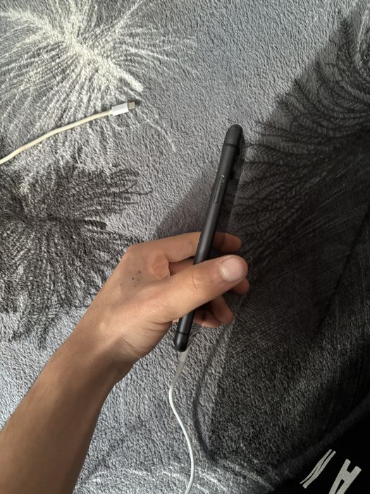 iPhone 11 fară garanție