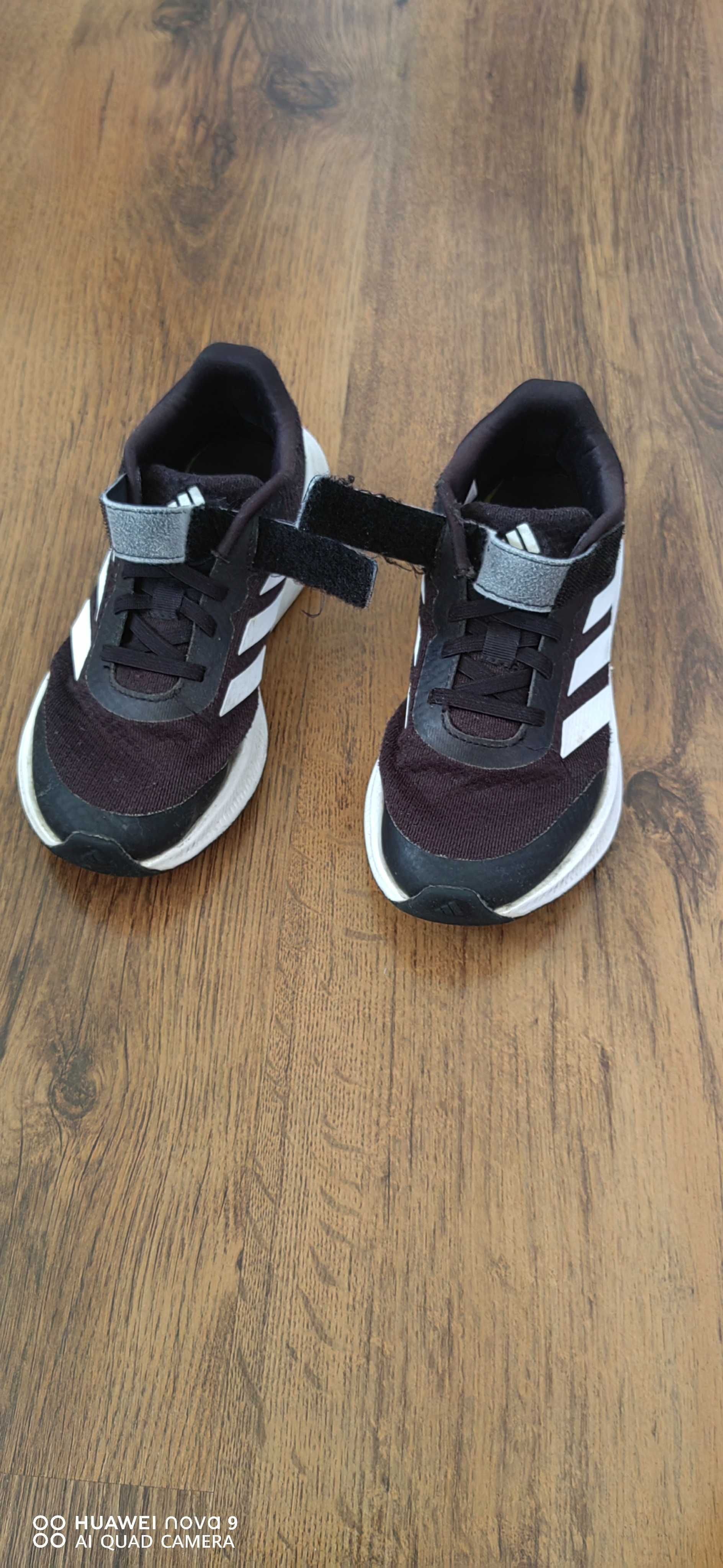 Маратонки Adidas 33ном