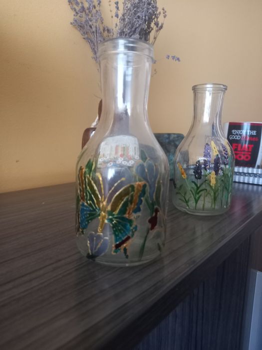 Vand vaze pictate. Preturile negociabile