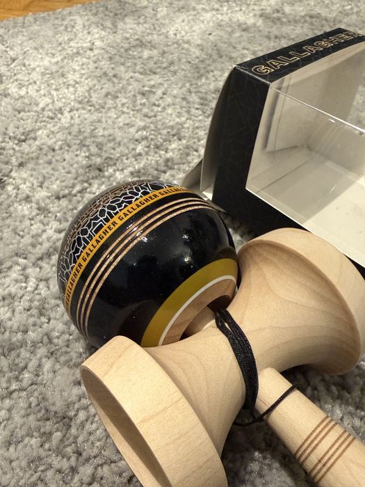 Kendama Lotus Nick Ghallagher Pro Model