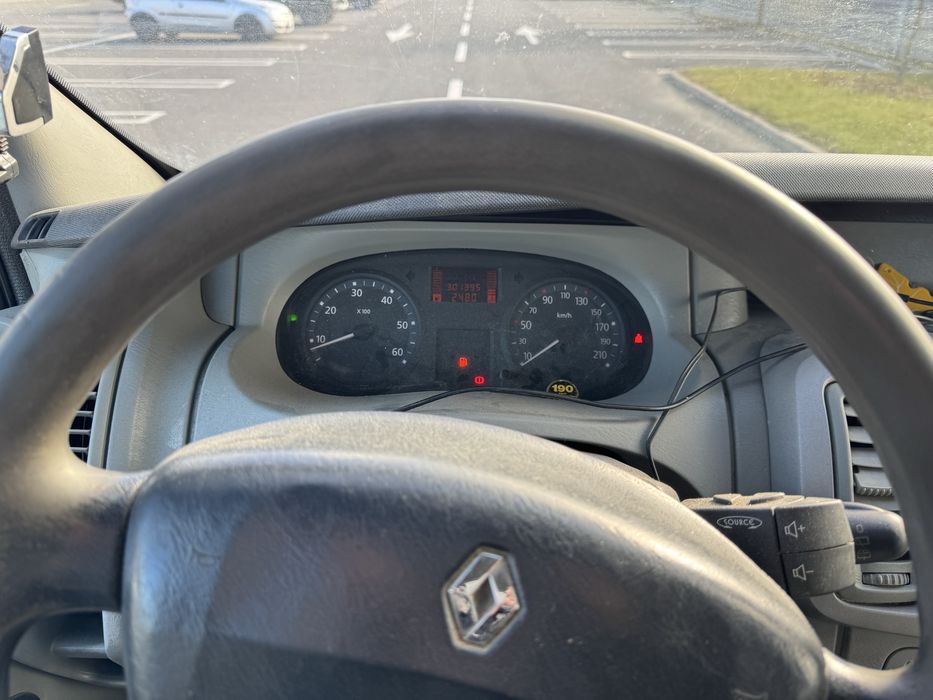 Renault Passenger 1.9 Dci 100 cp 8+1 locuri