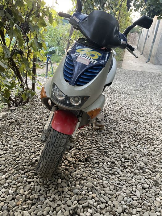 Scuter aprilia sr50 cu acte