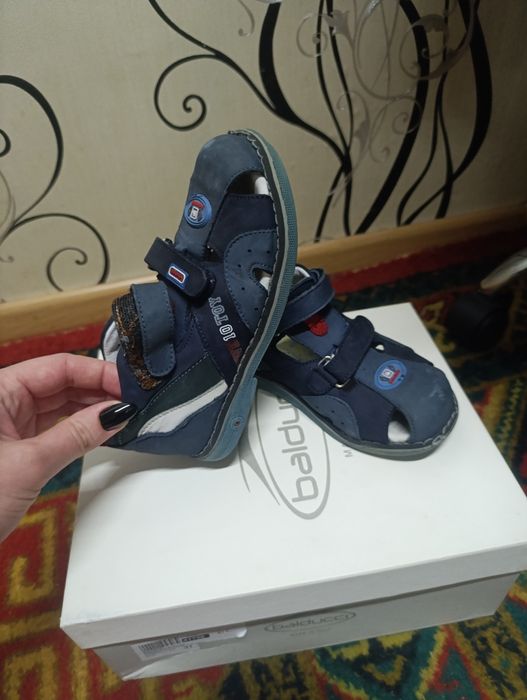 Сандали на мальчика