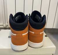 Air Jordan 1 Mid "Orange Black White"