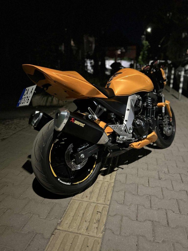 Продавам Kawasaki Z