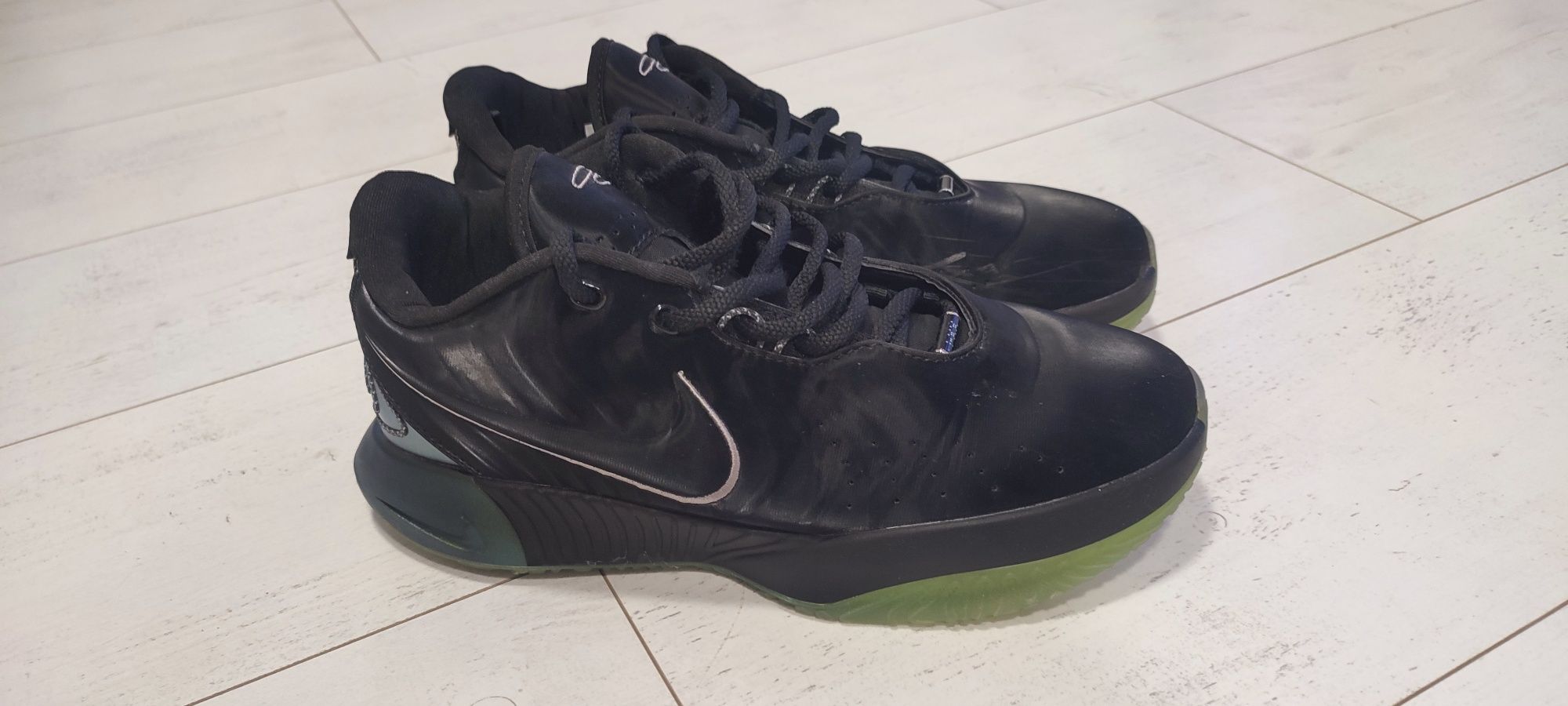 Nike Lebron 21 "Tahitan"
