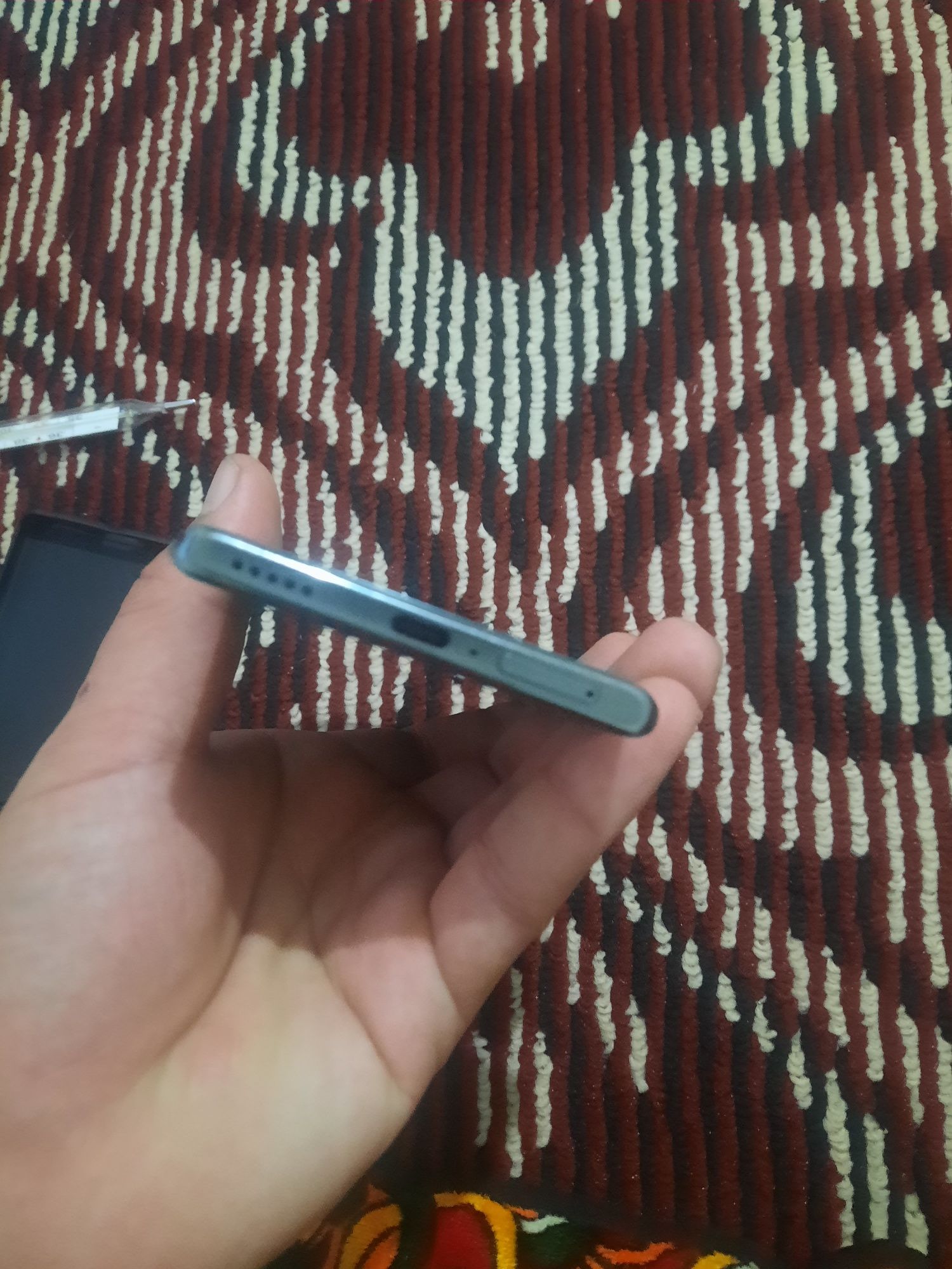 Honor X9a yangi srochni sotilafi