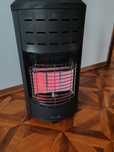 Vând Soba pe gaz GPL + butelie, aprindere electrică, 4. 8kw, nouă