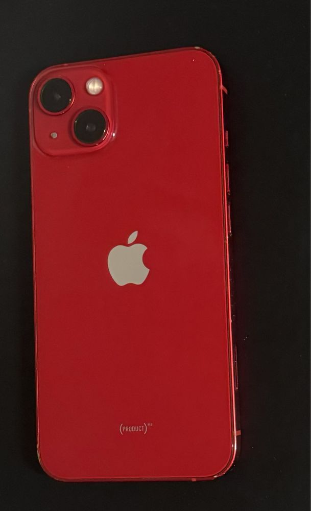 Продава се Iphone 13 червен 128 GB