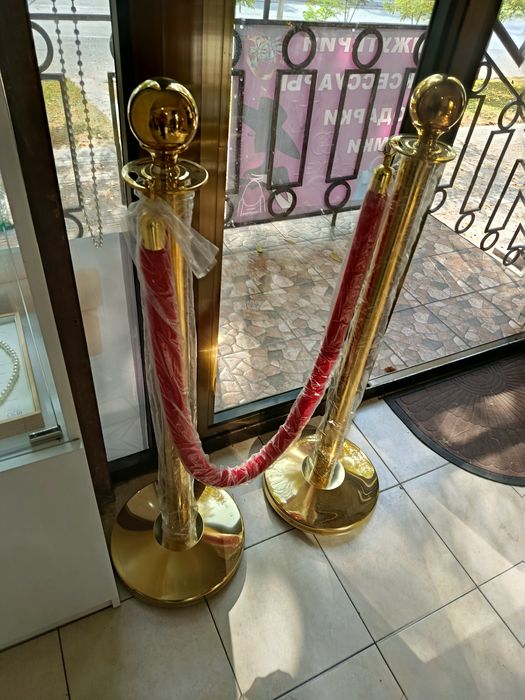 Президентская стойка, золотой цвет  2 шт