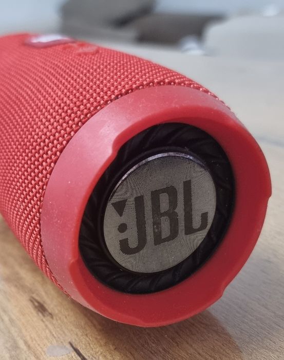 Блутут колонка JBL CHANGE 3