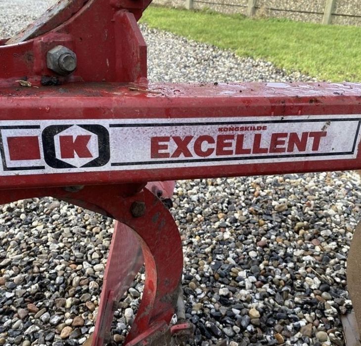 Plug reversibil 3 brazde kongskilde excelent