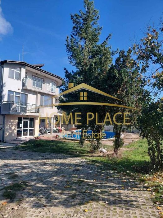 Къща на Траката. РЗП 600 м2