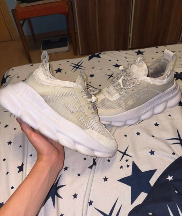 Adidasi versace chain reaction