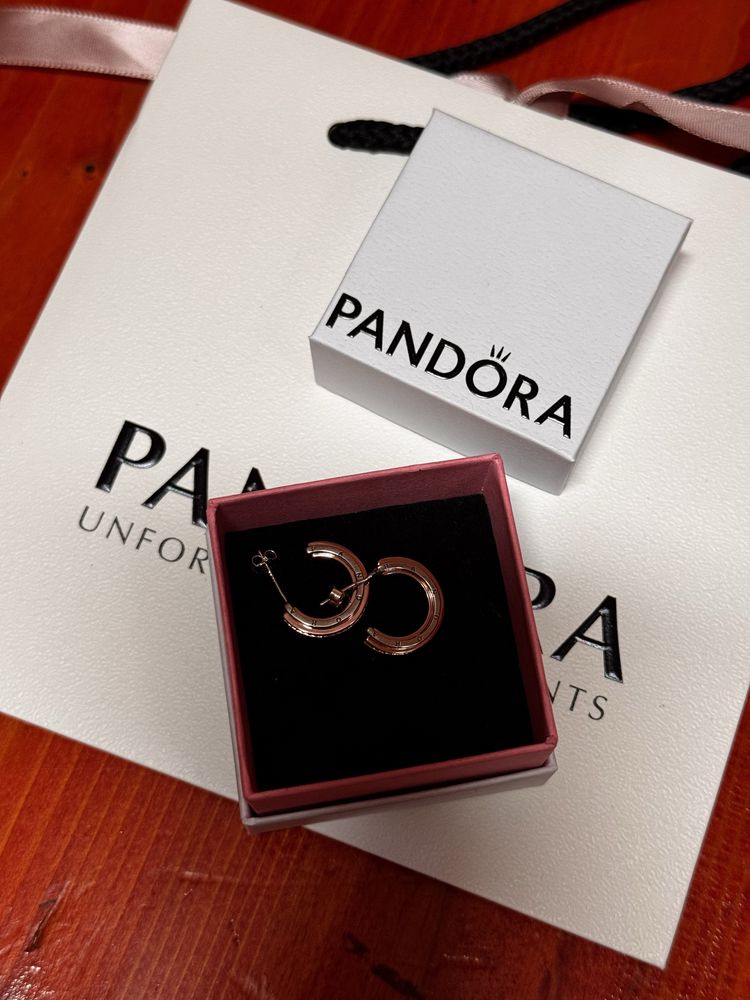Пандора обеци Pandora