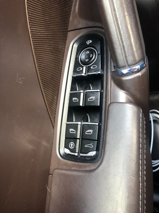 Porsche Cayenne 3.0 diesel automat