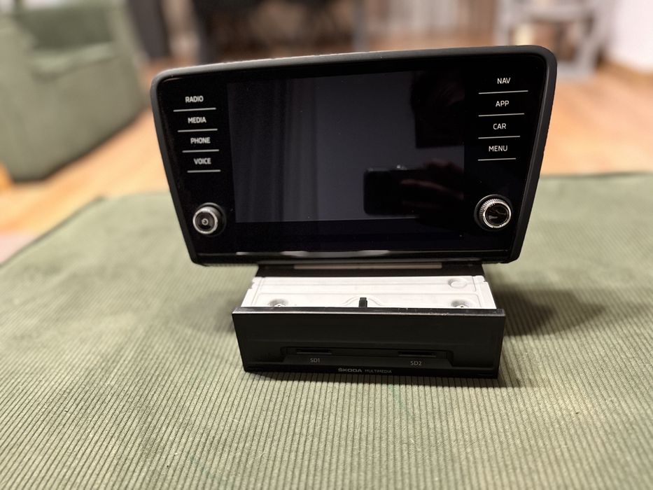 Navigatie originala MIB 2 Discover Media Skoda Octavia