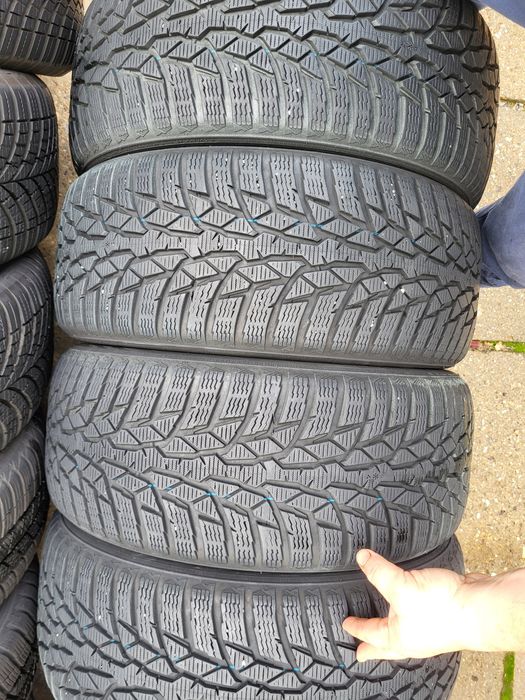 4бр 225/45/17 гумите са много запазени