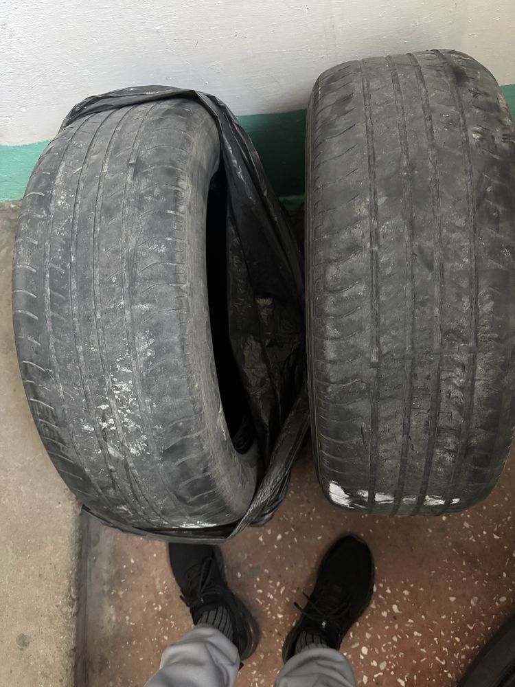 Продам зимние шины 16
