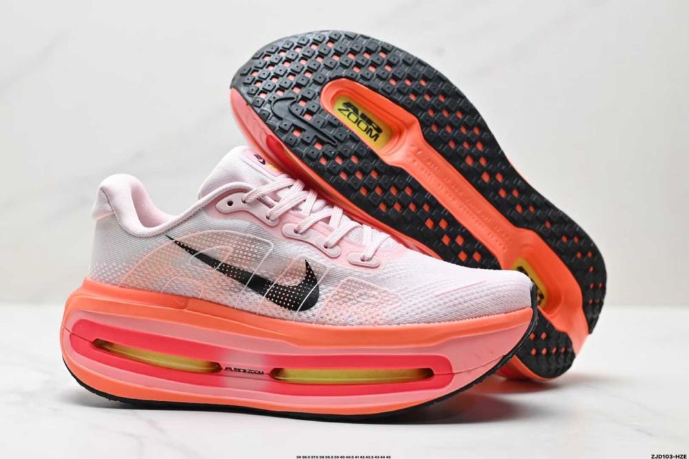 Нови дамски маратонки Nike Air Zoom Vomero Premium