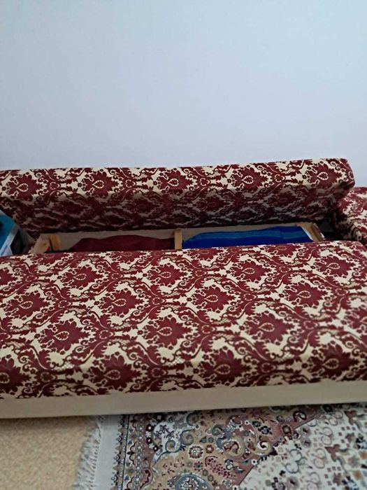 Продам диван-трансформер.