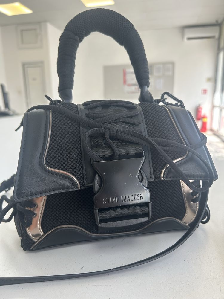 Чанта Steve Madden