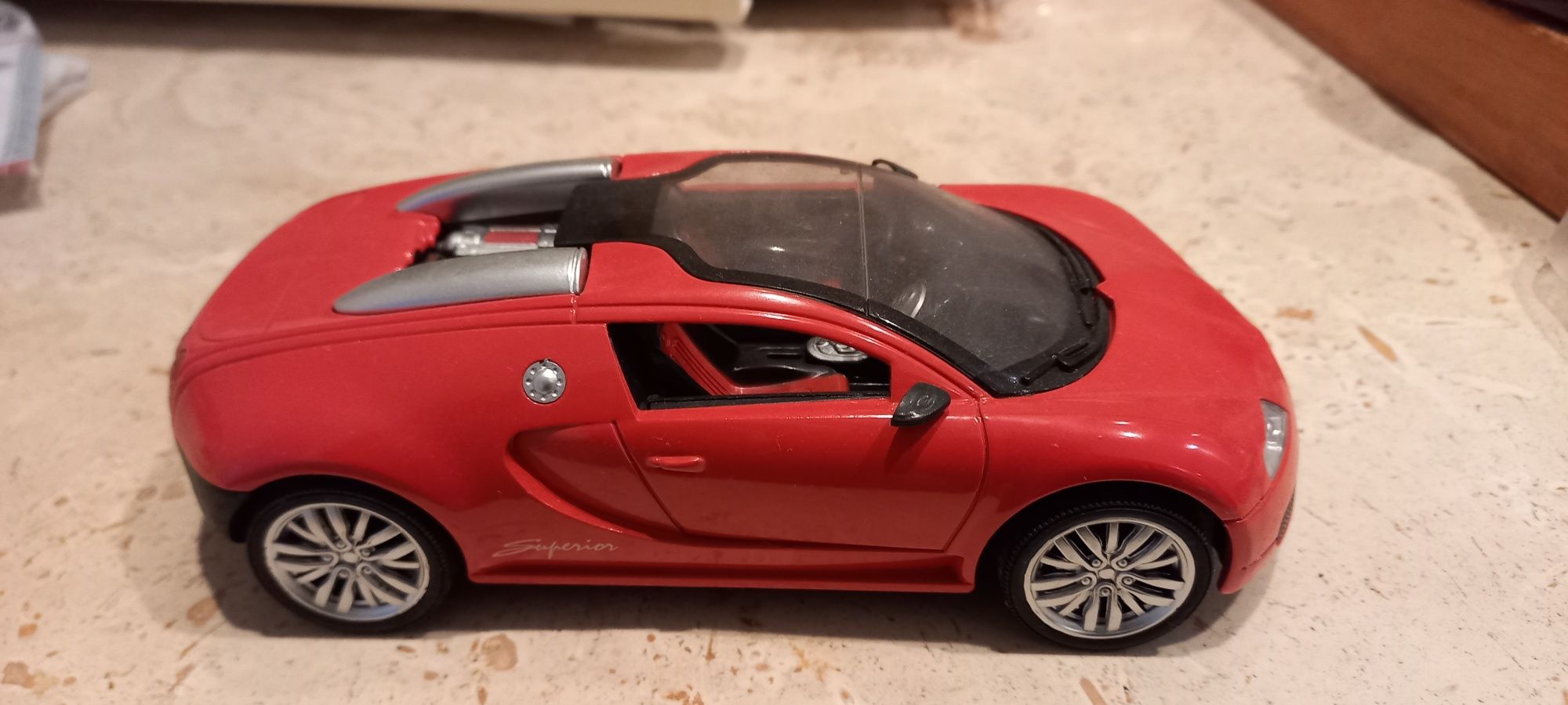 Macheta Bugatti Veyron scara 1/24