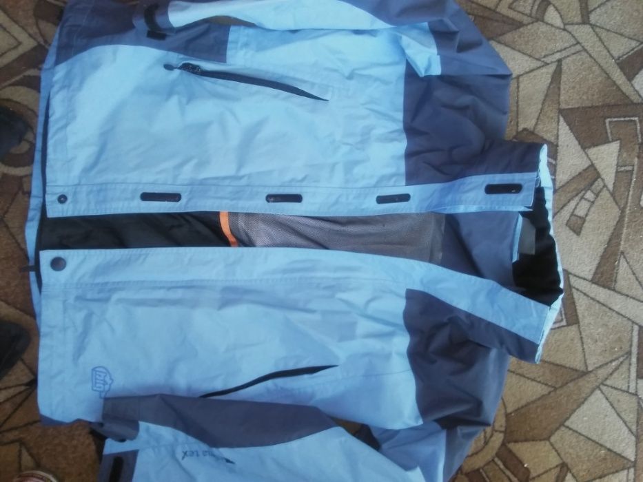 Есенно-пролетно яке