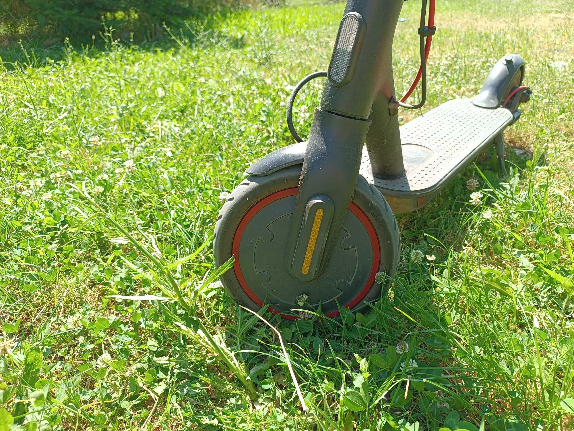 Xiaomi electric scooter Pro 2 - електрическа тротинетка