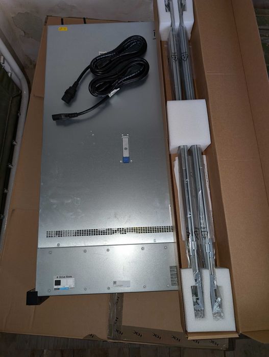 Сервер H3C UN-R4900-G5-SFF-C