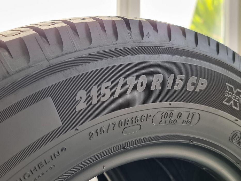 215/70/15 C Michelin 2Броя: 220лв 8.3мм