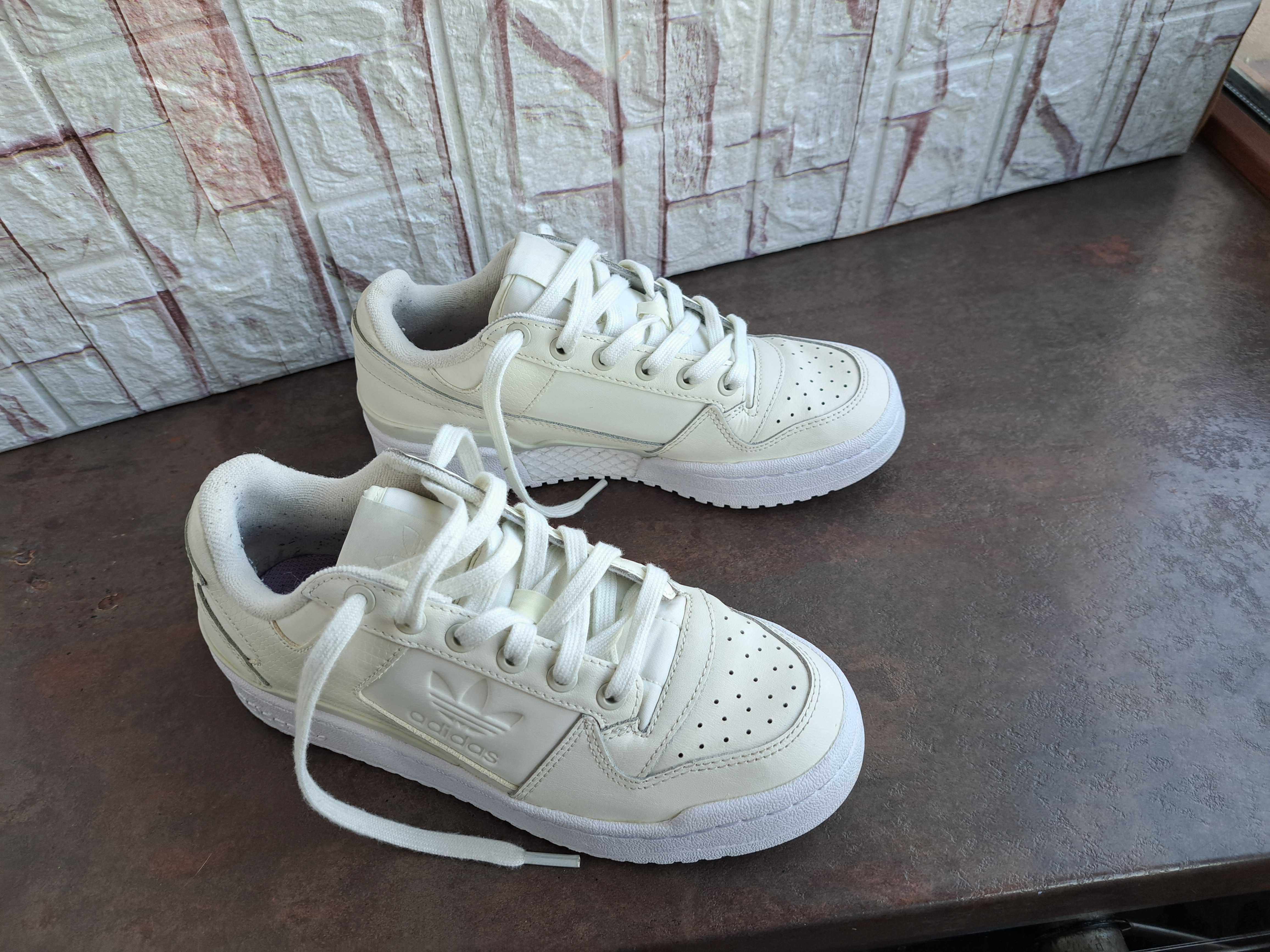 дамски маратонки,спортни обувки,кецове на платформа,Adidas37,5,сникърс