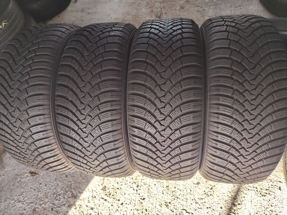 4 anvelope de iarnă Falken 235-60-16