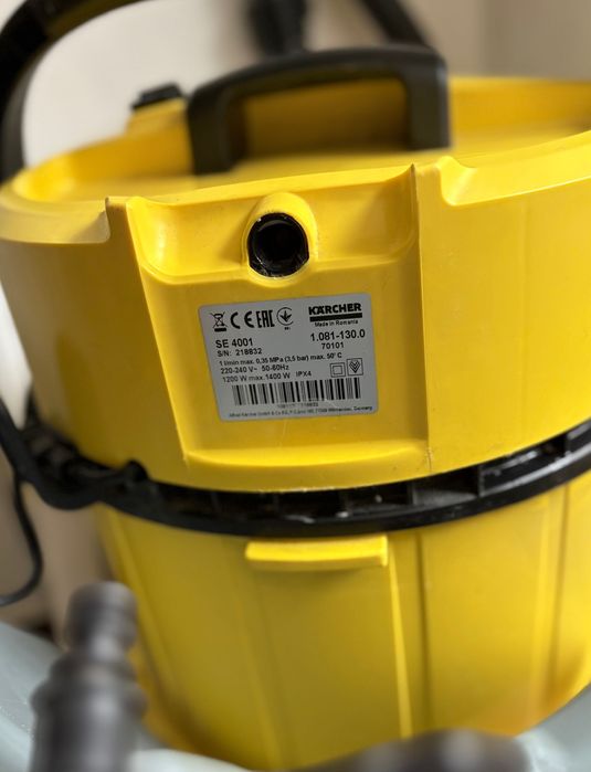 Aspirator cu spalare, tip spray-extractie, Karcher SE 4001, 1400 W