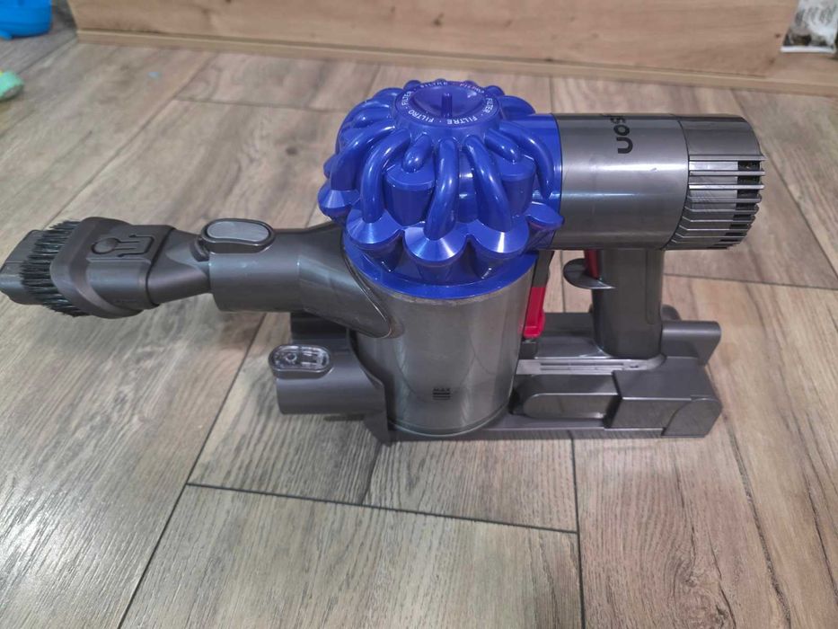 Прахосмукачка Dyson V6 Slim
