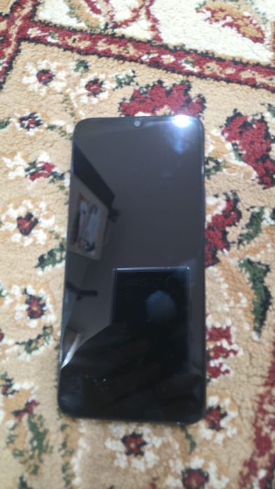 Продам телефон новый коробке