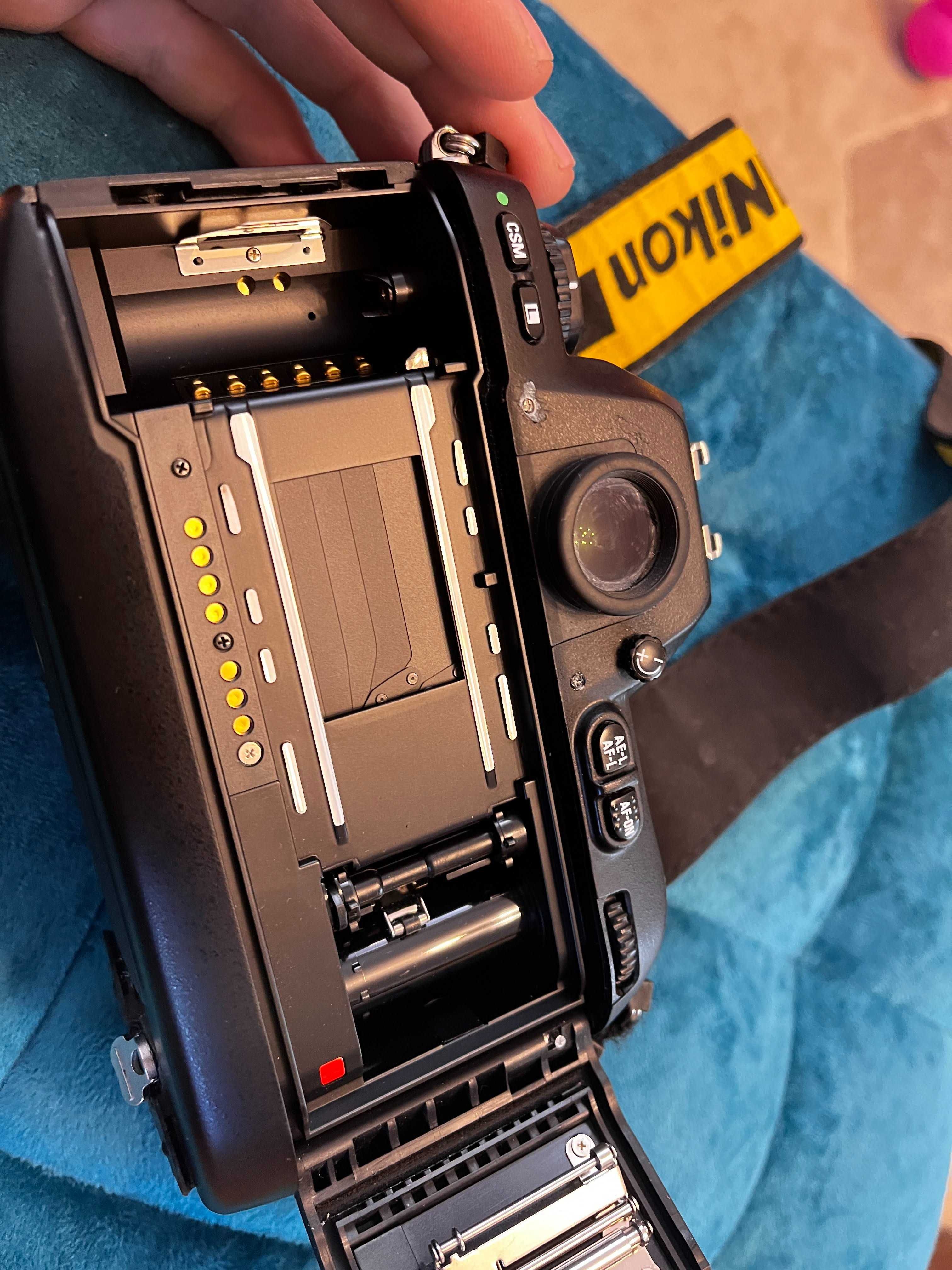 Camera de film Slr  Nikon F100 , Japan  nikon  SC-17