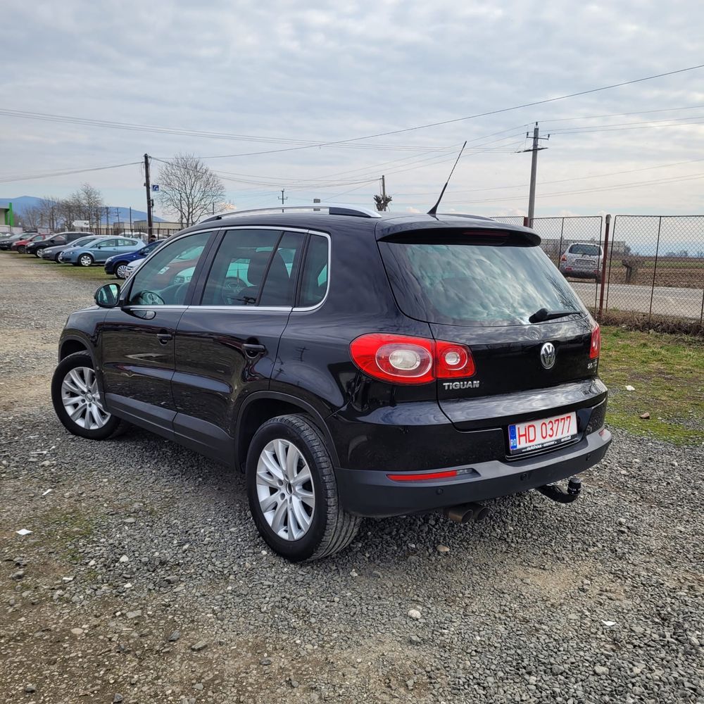 VW Tiguan 4x4Motorizare de 2.0 Diesel 140cp 6+1 trepte An fab 2009